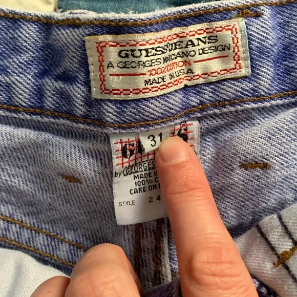 Vintage Guess Denim Shorts Size 31 - Picture 3 of 3